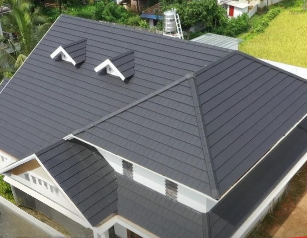 Modern home with dark asphalt shingle roof by Roofopolis
